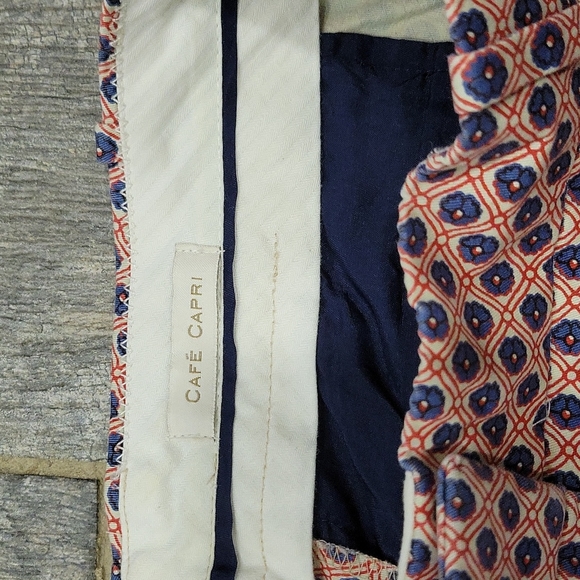 J.CREW Cafe Capri Pants Flower Print Size 00 - Picture 2 of 6